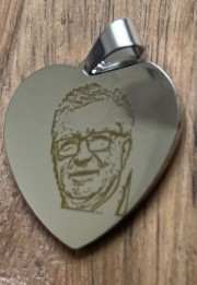 photo joel médaillon coeur bis (Personnalisé)